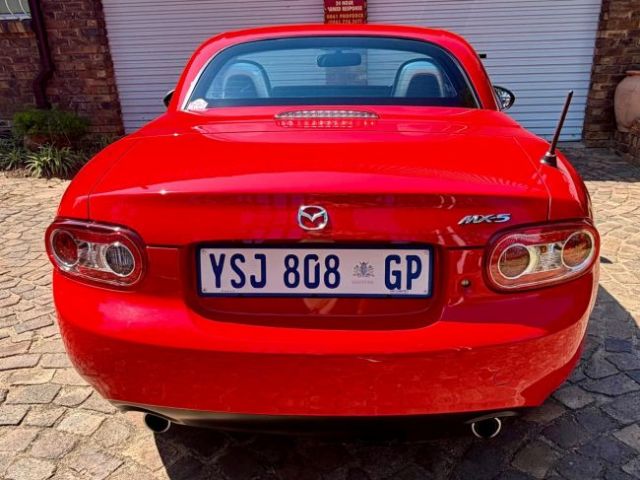 2009 - Mazda MX5 NC2 (Graeme Carlson)